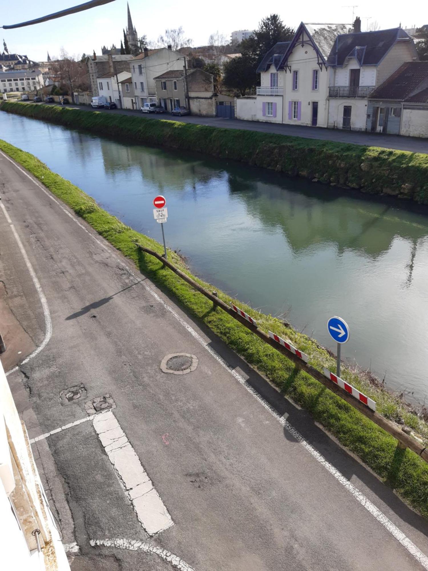 Niort Au Bord De L'Eau 3公寓 外观 照片